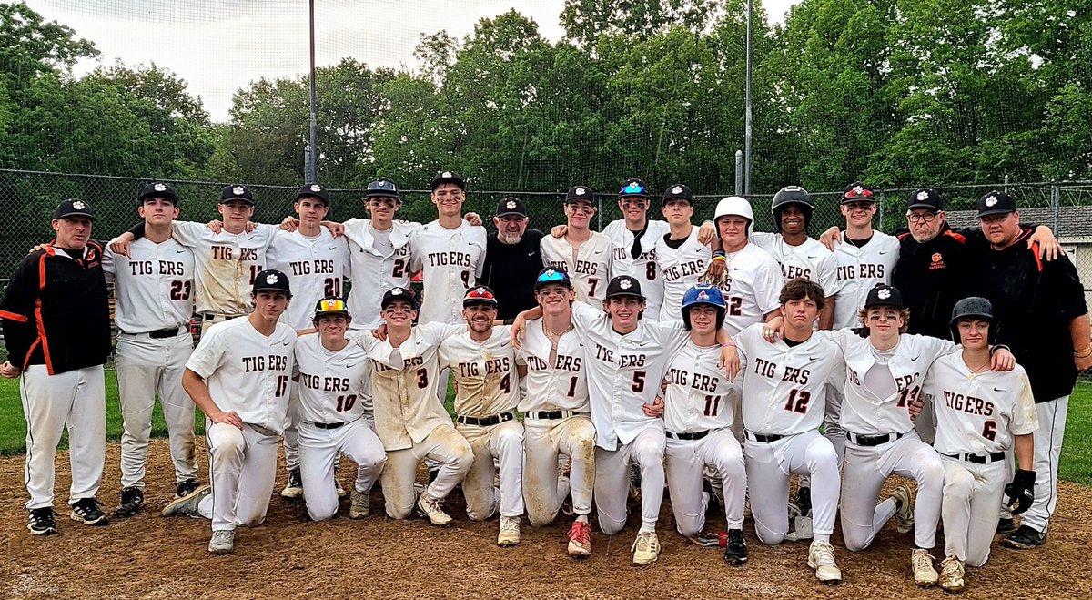 Congratulations to Sharon Tigers Baseball! 
2024 Region Champions!