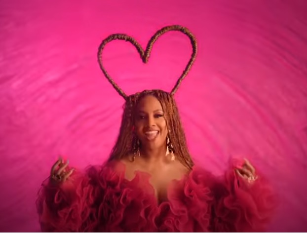 #NewMusicVideo from @LalahHathaway ‘So in Love’ Video!🎵🎤🎙🎶!! Details HERE also get More entertainment news & Tea! #Music 😍

…hedailychroniclesofefrem.blogspot.com/2024/05/the-da…