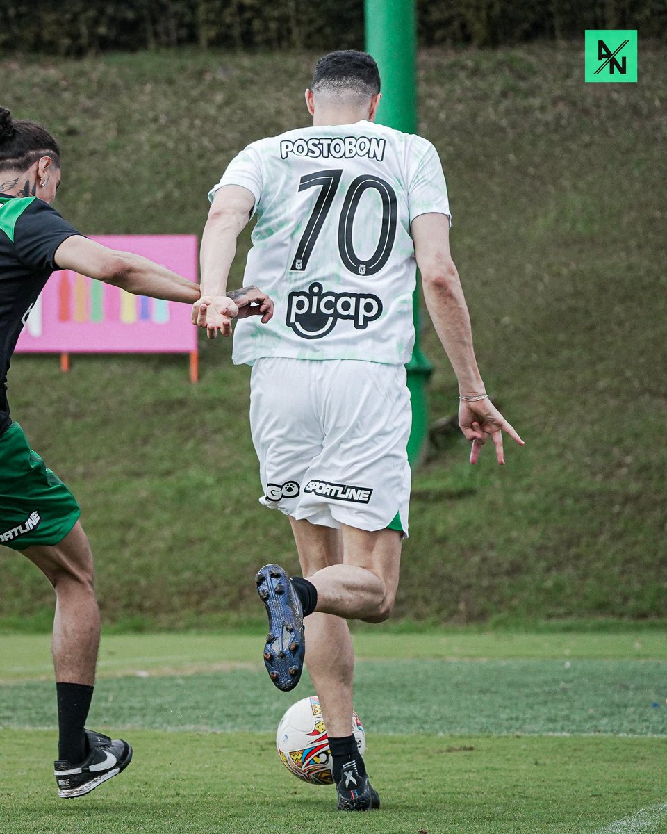 ¡Flaco! ⚽️💚 #VamosNacional🇳🇬