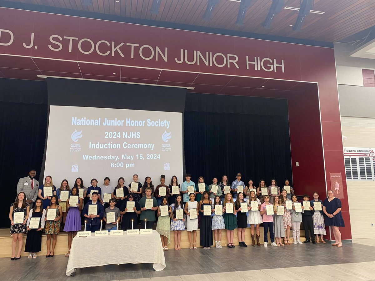 Congratulations to our NJHS inductees for the 2023-2024 school year!  @CarltonTodd5 @NewSchoolAP1 @Stockton_TxHist @StocktonLS2 @Dr_Stichler @ConroeISDSupt