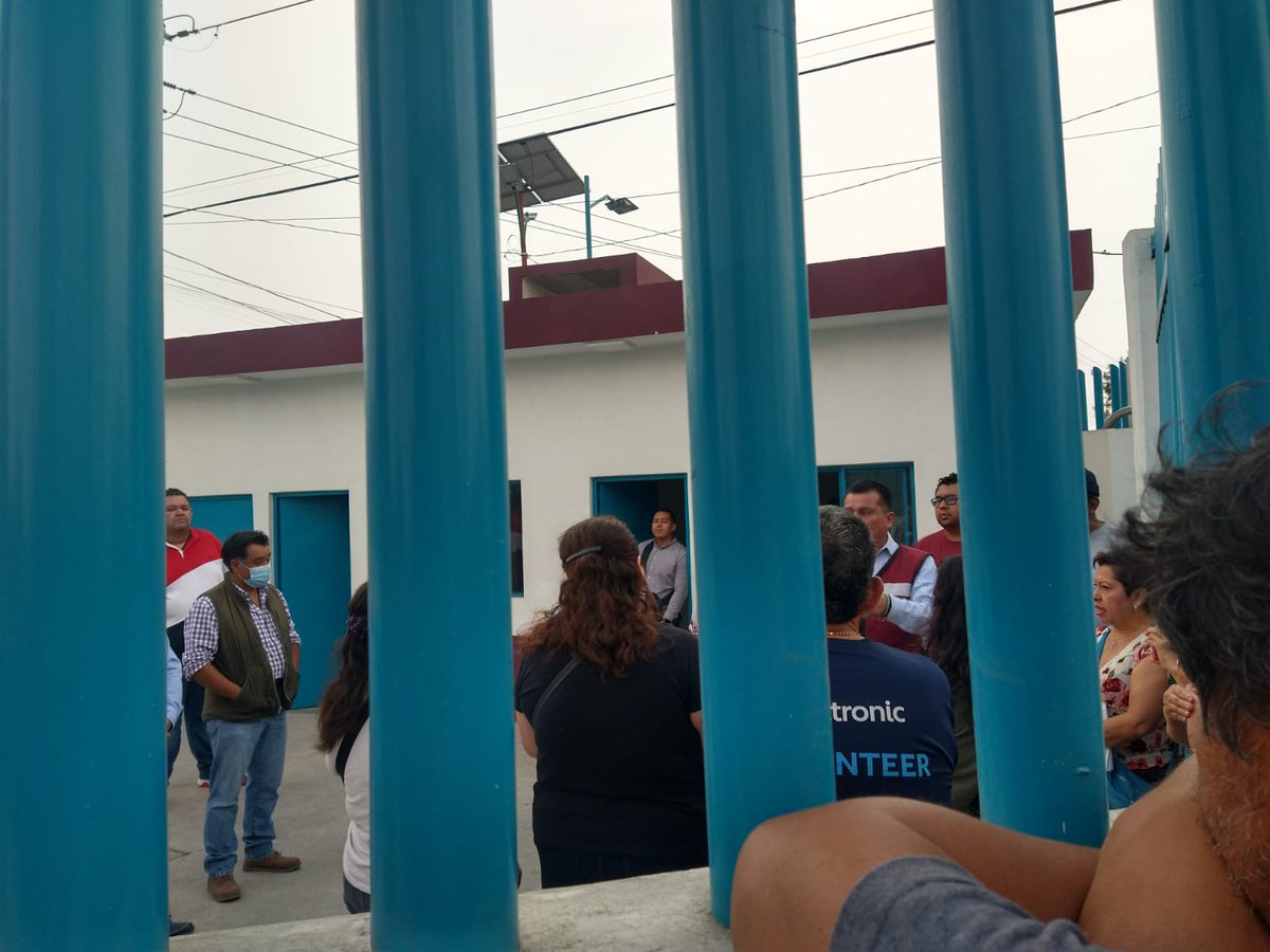 sweetadicc's tweet photo. Vecinos de #cdazteca #ecatepec exigen la correcta operación del "pozo la florida" el cual fue desatendido por este gobierno.  Nos preguntamos porque las pipas privadas pueden acceder al pozo y los ciudadano no. @Alerta_Ecatepec @Ecatepec
@FerVilchisMx @delfinagomeza https://t.co/WoViVRGS8G