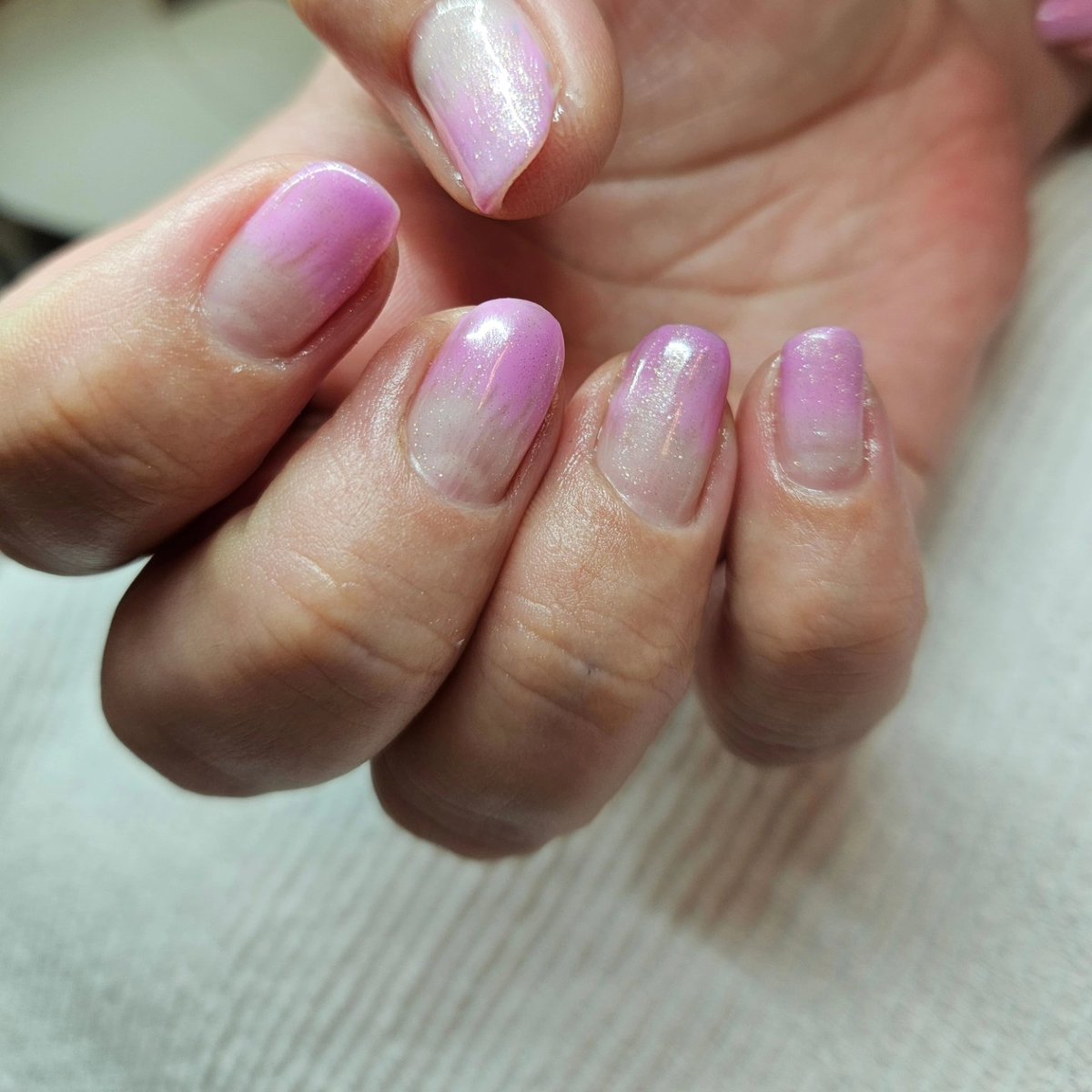 Shellac Manicure #gelnails #nailsalon #nailtech #Esthetician #inspected #pedicures #waxing #nailart #eyebrowtint #eyelashtint #customnails #oneononesalon