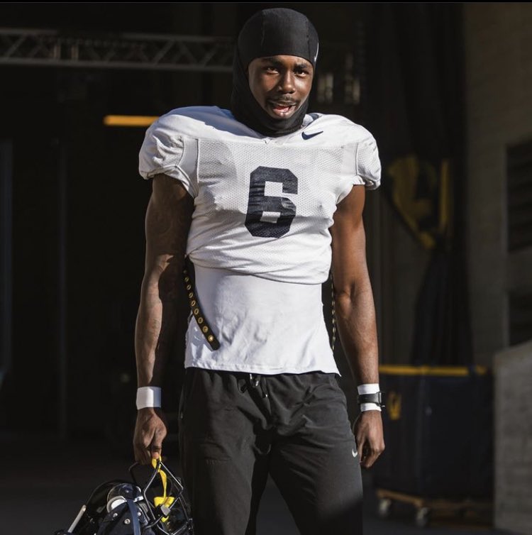 AtamaiMatau's tweet image. Will be at Cal On the 25th.🐻
#BearTerritory @Jair_Smith04 

@MikeBloesch @Coach_Leighton @MWCherrington @BenjiPalu_Cal @BrandonHuffman @JacksonMoore247