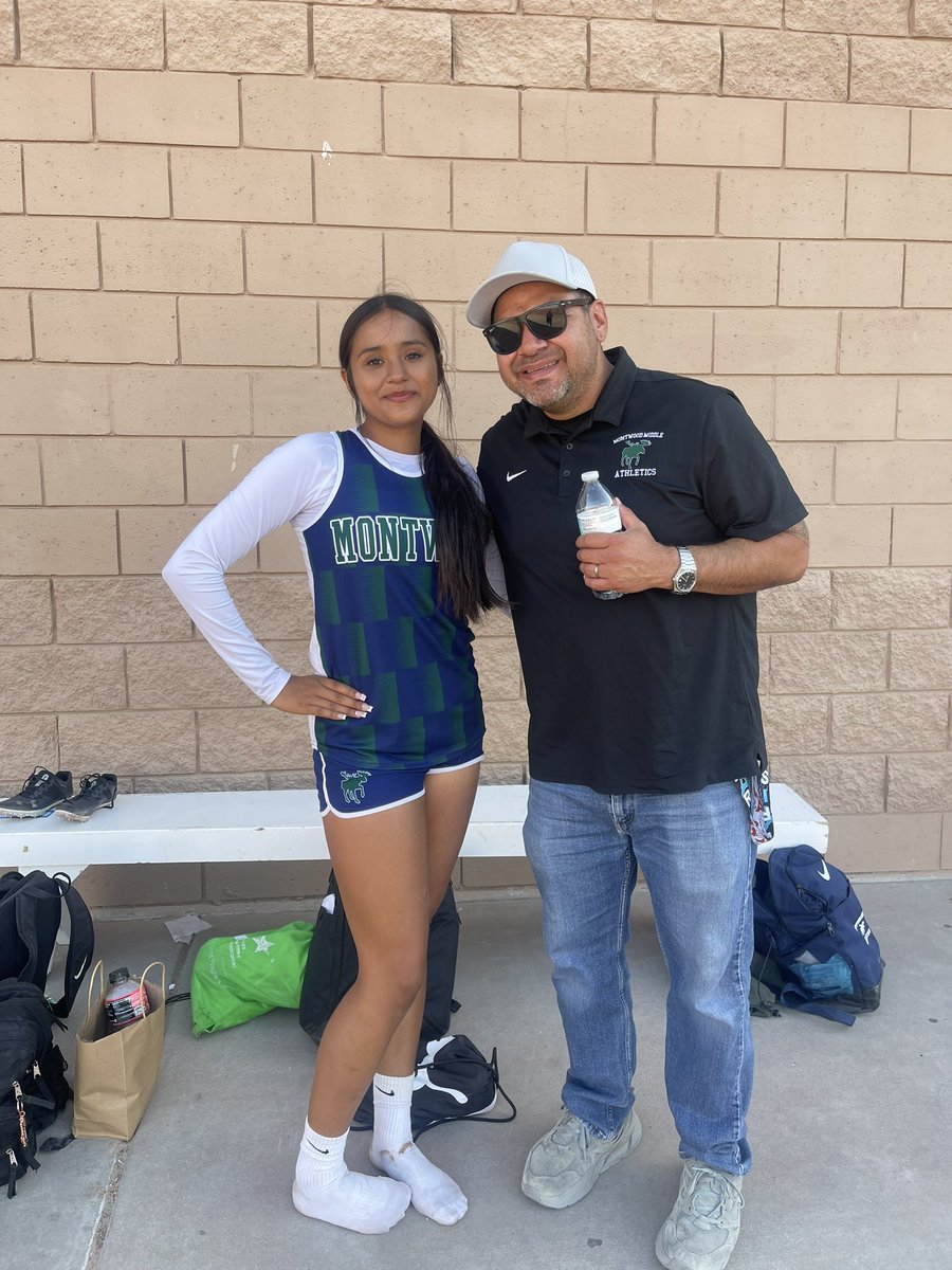 Congrats to Aaliyah Sanchez @Montwood_MS on 2nd place 8th grade girls Triple Jump at the SISD District track meet. Way to go Moose! @noecantu_MMS @lsando04_MMS @OHairston_MHS