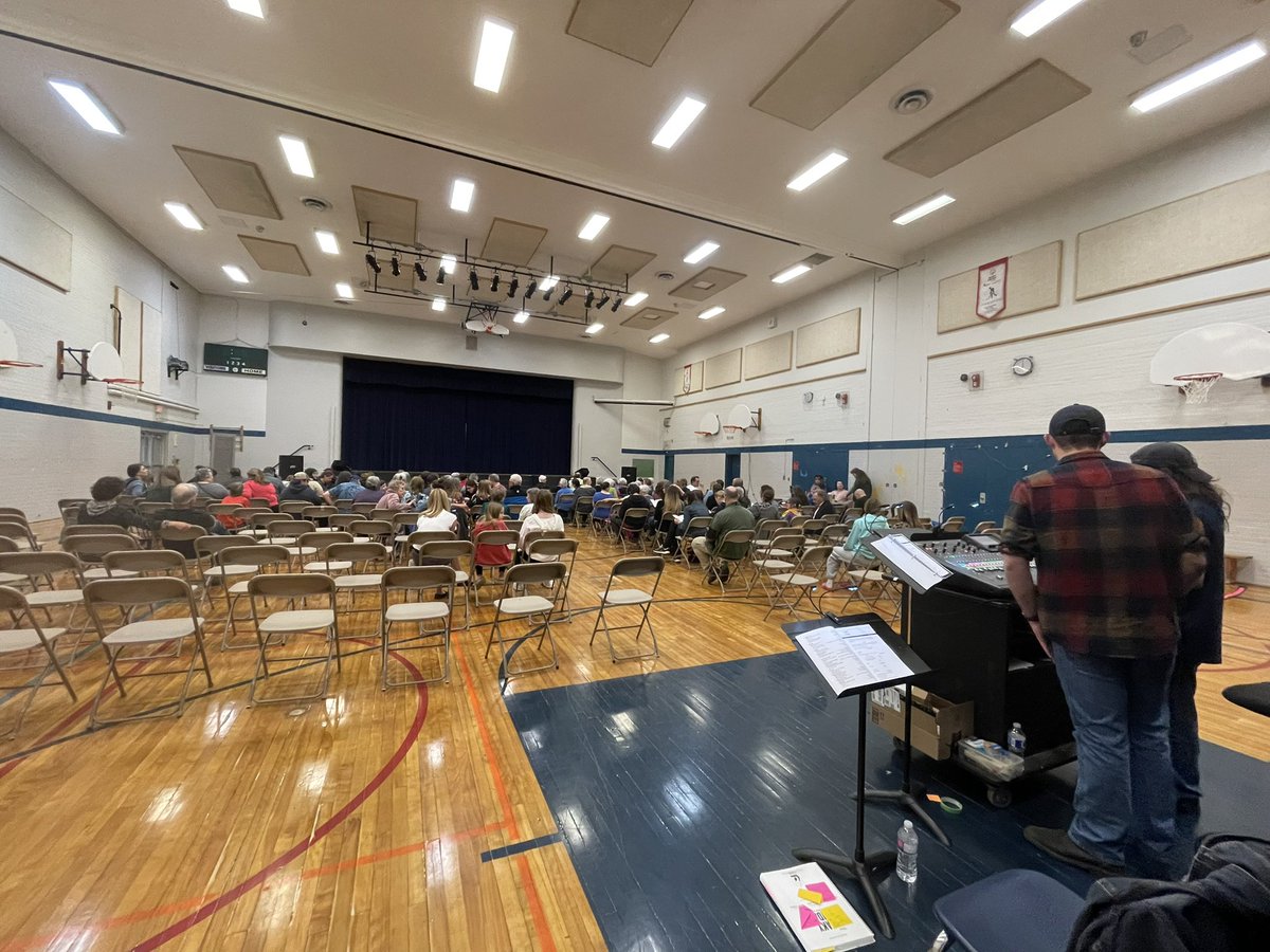 Opening night!!! Freaky Friday at NDSS 🎭🎶