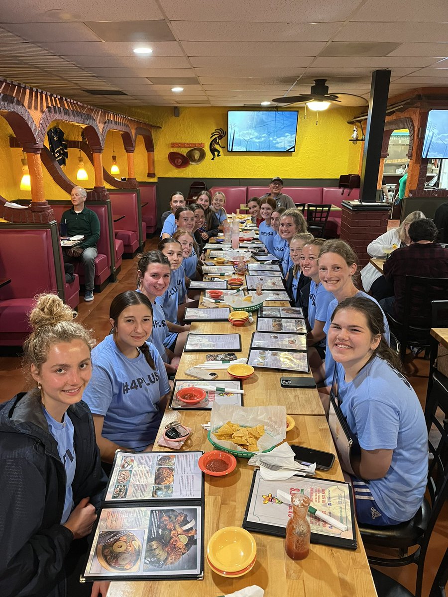 landa_lorelai's tweet photo. Team dinner after a final tune up.
District Championship game Thursday, May 16th, Paragon Star, 5:30 p.m.
SMA vs. Carl Junction
@SMA_Soccer @SMAActivities @SBV09_ECNL @ImYouthSoccer @ImCollegeSoccer @HSSoccerKC
#guardup #4plus4 https://t.co/v7VNbM4Iuc