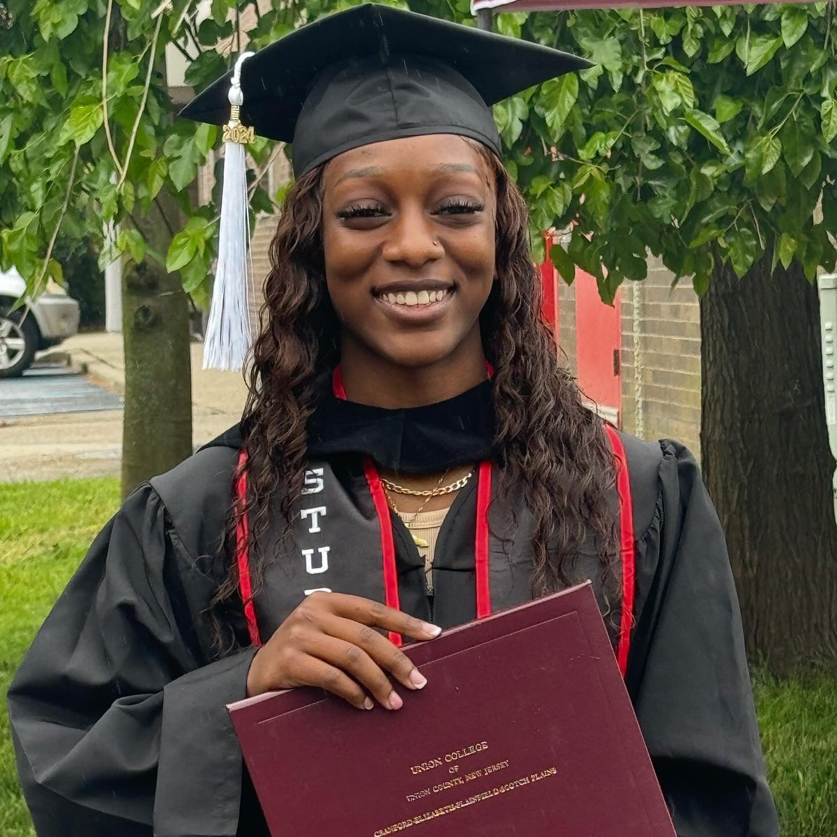 #OwlNation… Our Graduates 🎓👩🏽‍🎓🤩
We are beyond proud of you all and couldn't be happier for what you have accomplished 👏🏾👏🏾👏🏾 #OwlsForLife #UnionWBB #Family #WeAreOwlStrong 🦉💪🏾