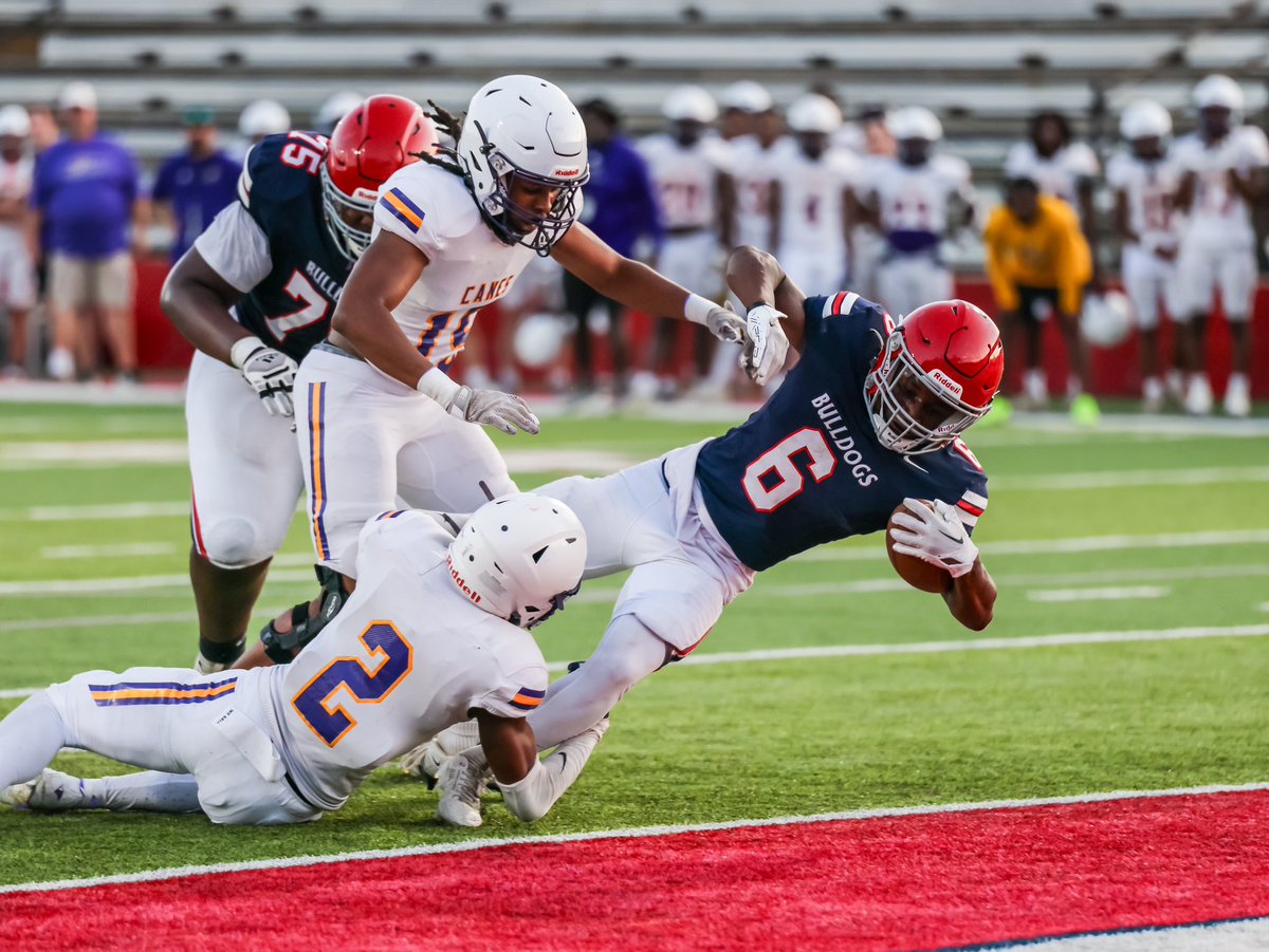 DAWGS WIN!

Toombs Co. 26
Fitzgerald 0

#GoDogs #BeADOG #BAD