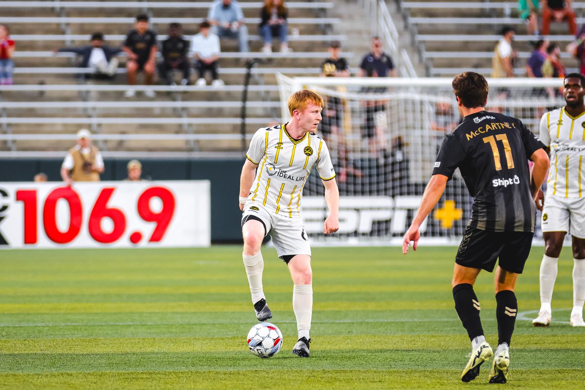 40 minutes in the books, still searching for a way through...

#BHMvCHS | #CB93 #FortifyAndConquer