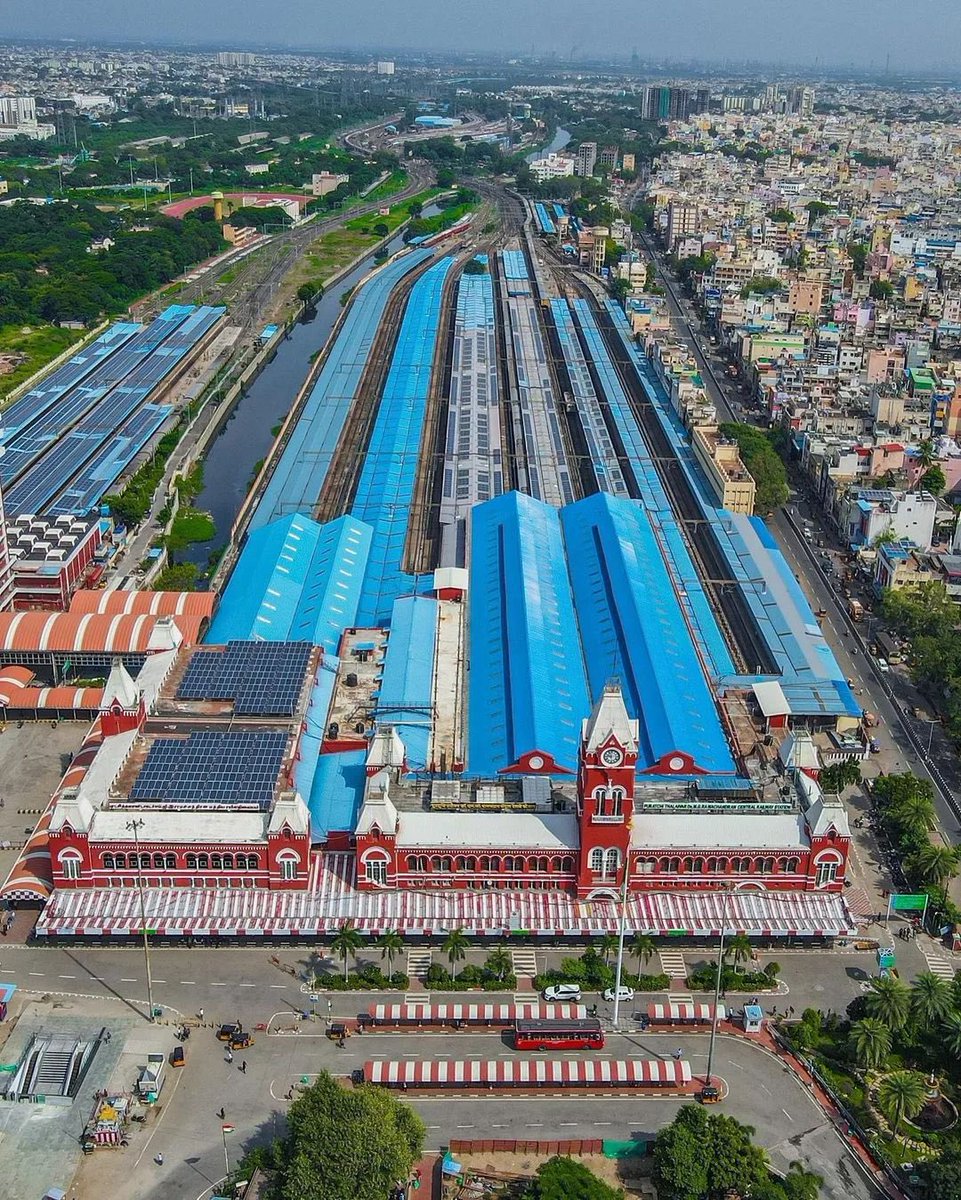 Puratchi Thalaivar Dr. M.G. Ramachandran Central Railway Station, Chennai – 17 Platforms