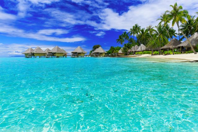 @Travitinerary @Wanderlust2121 @AmazingPic2121 @Travelnsp @Natureology1 @TravelFood_Wine @int_travel_news It's an island in Tahiti. It is still too beautiful an island. ☺️☺️