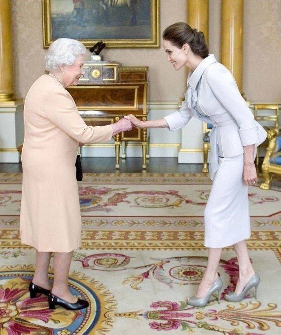 In 2014, Angelina Jolie was honored with the Order of the Cavalry at a private reception with Queen Elizabeth II at Buckingham Palace in London.
