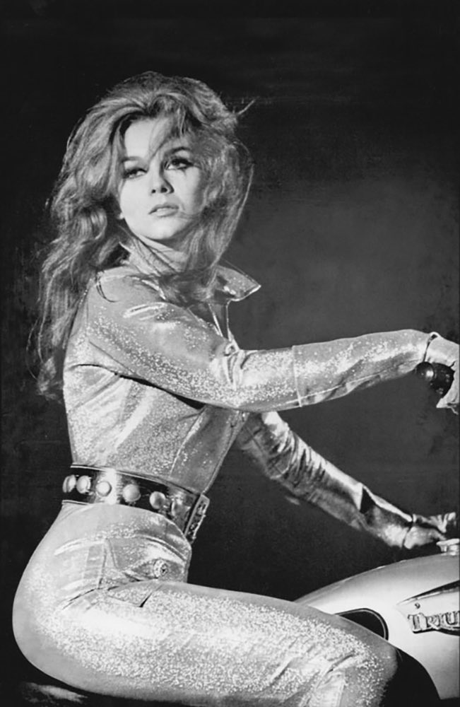 Ann Margaret is such a beautiful woman.
