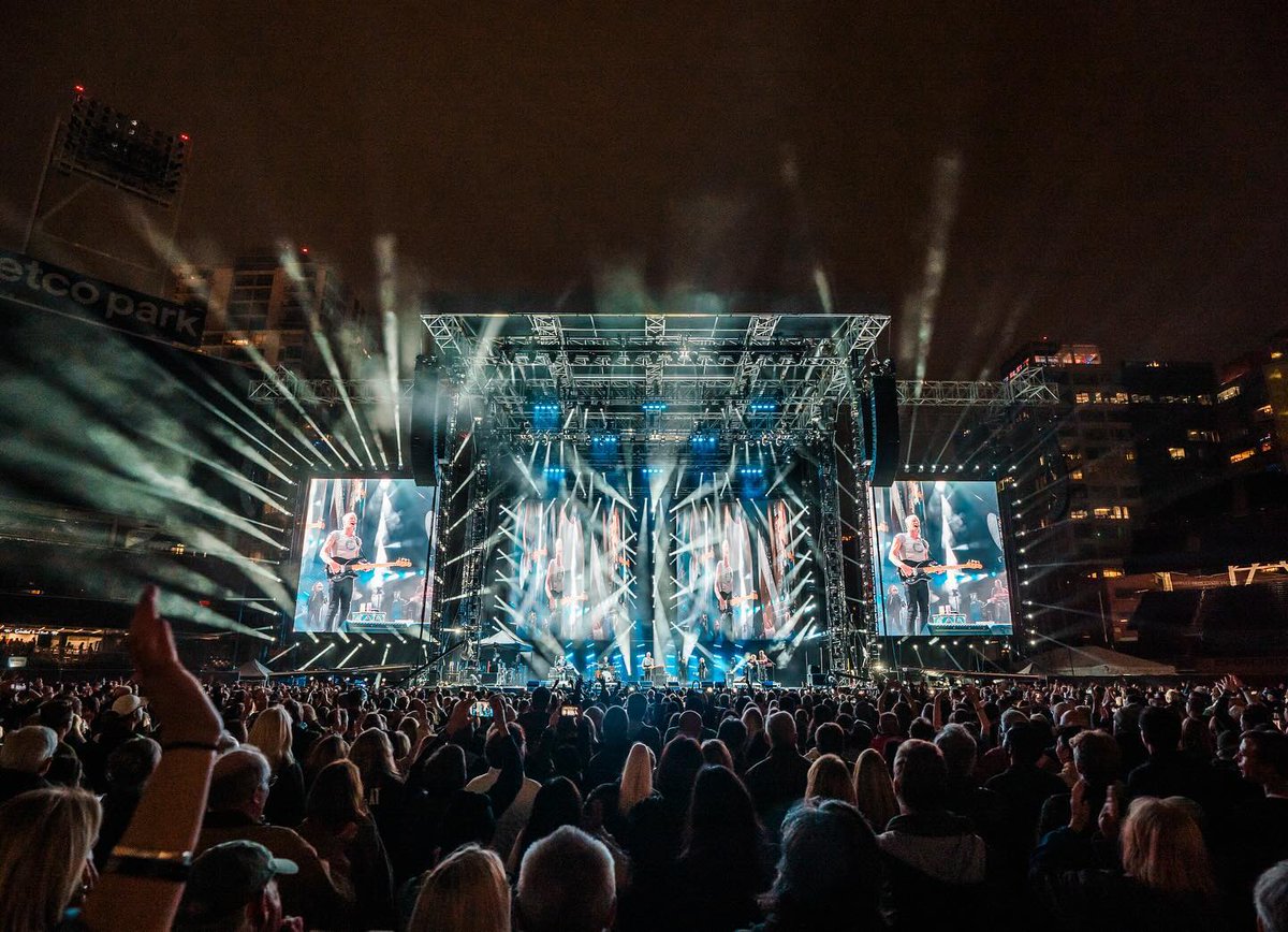 g2_structures's tweet image. 04.13.2024 | Billy Joel | PetCo Park, San Diego, CA

📸: @petcoparkevents
.
.
.
#liveevents #production #stagingcompany #concert #wemakeevents #tour #engineers #stadiumshow #staging #lifeontheroad #roofstructure #stage #g2structures #eventstaging