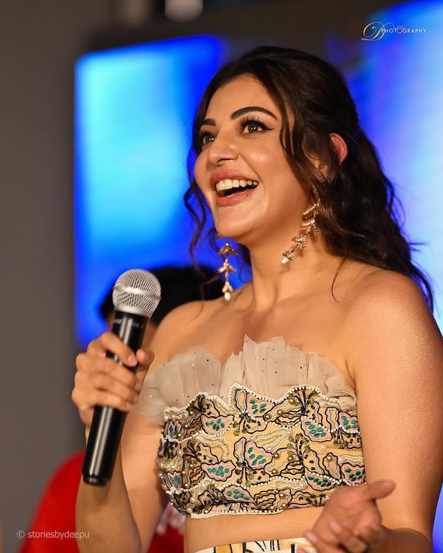 GNqY2-Ra4AAA_pj?format=jpg&name=900x900