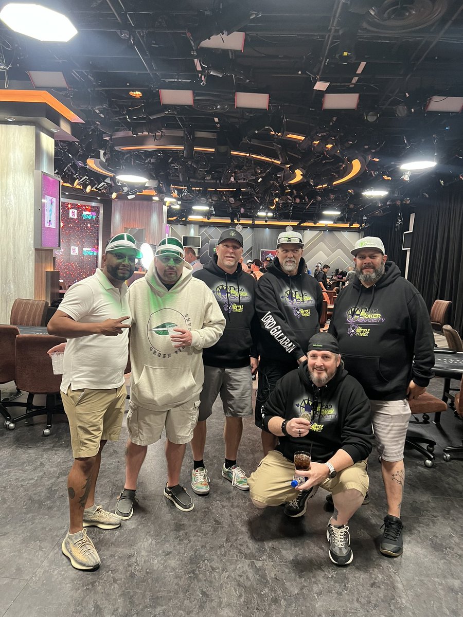 @jimmytheg518 @JonathanLittle @NFTPokerEvents Unbelievable experience thanks @PokerGO  #Web3 took the belt @LordGalaban @DPS_Club54 
@PeakviewNFT @TheReaper_Dw 

Huge win for  #Onlinepoker #GreenVisorGang