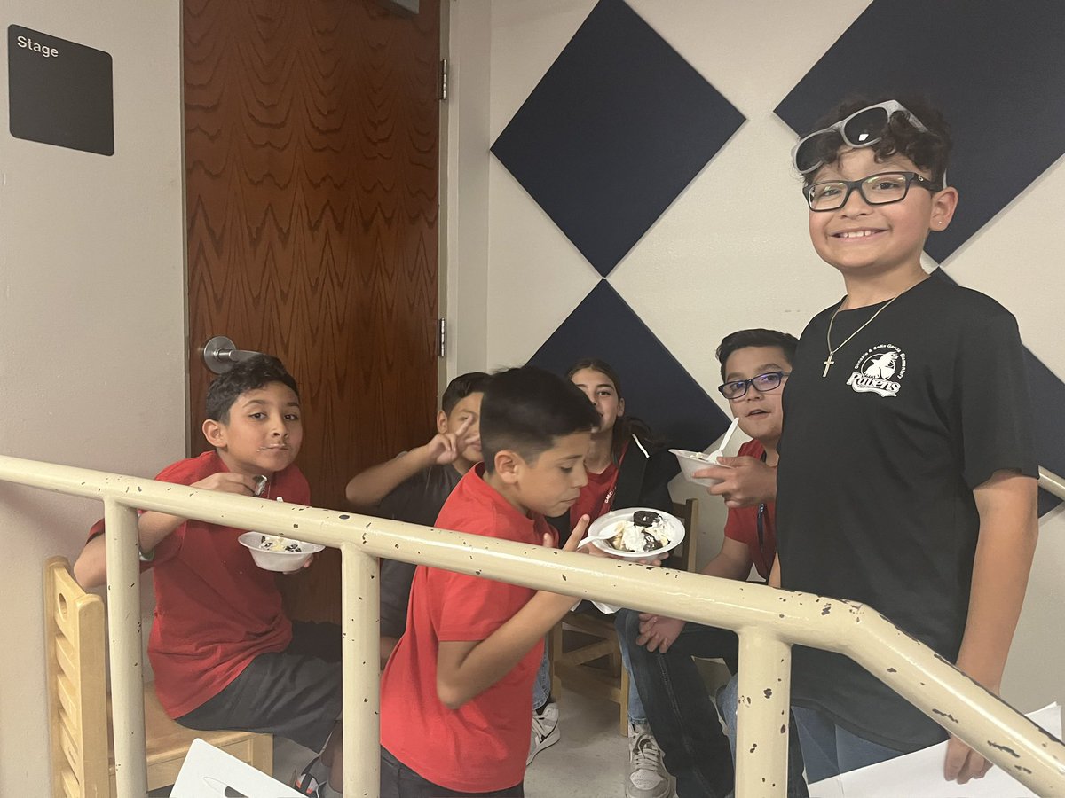 Gonzalo & Sofia Garcia Elementary tweet media