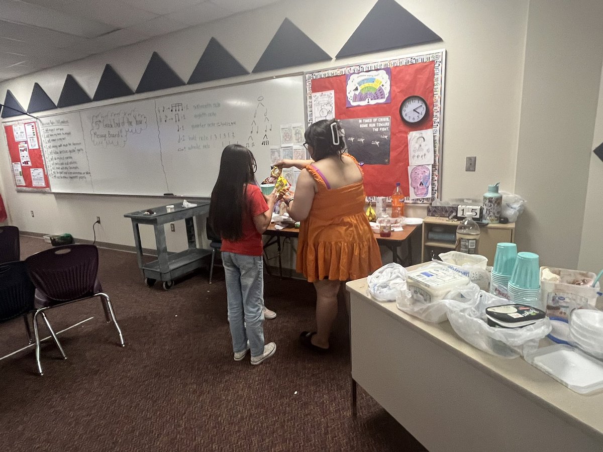 Gonzalo & Sofia Garcia Elementary tweet media