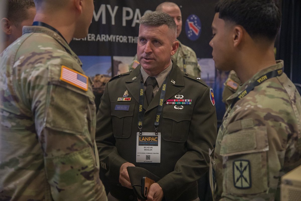 311th Signal Command (Theater) tweet media