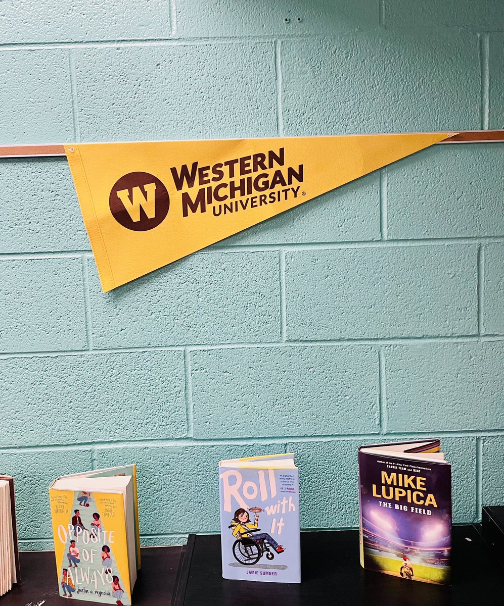 MrsDOrazio's tweet photo. Thank you so much @WesternMichU for the surprise package in honor of teacher appreciation week. My new #WMU pennant looks great in my classroom! #ProudWMUEducator #ProudBronco 🐴📚🍎 https://t.co/SiajVvq0Lg