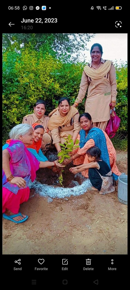 प्रकृति ने हमें बहुत कुछ दिया है और इसका ख्याल रखना हमारा कर्तव्य है। पूज्य Ram Rahim जी की प्रेरणा से डेरा सच्चा सौदा के अब तक अनुयायी।Nature Campaign के तहत करोड़ों पेड़ लगाए गए हैं, तो आइए हम भी #GoGreen करें। आगे बढ़ें और पेड़ लगाएं
