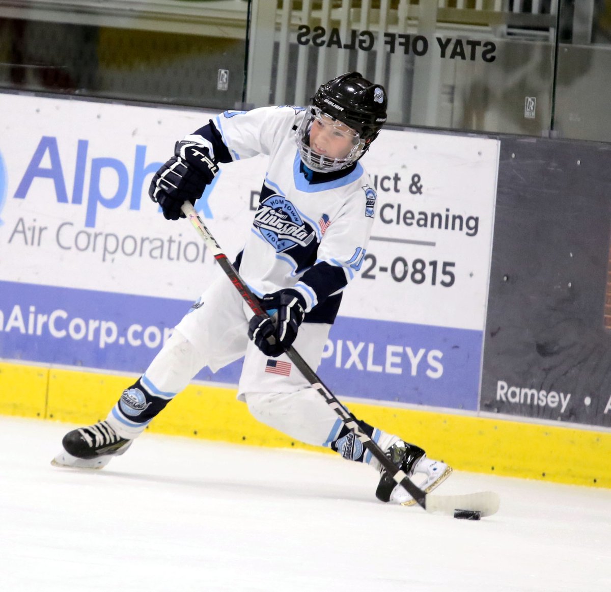 YEL 2013 MN Hockey Club > Hometown Hockey (4-3) HT: Berlin, Hodson, Kalmes MHC: Eibon, Bull, Polovitz, Loffler END 2