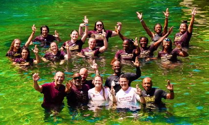 When you win a conference championship at @txst, you get a ring, maybe some ice cream sundaes, and a jump in the river. When @TXStateTrack’s women’s team invited me to jump in the San Marcos River with them, I couldn’t resist! Congrats to the students and coaches!🐾🏃🏻‍♀️💨