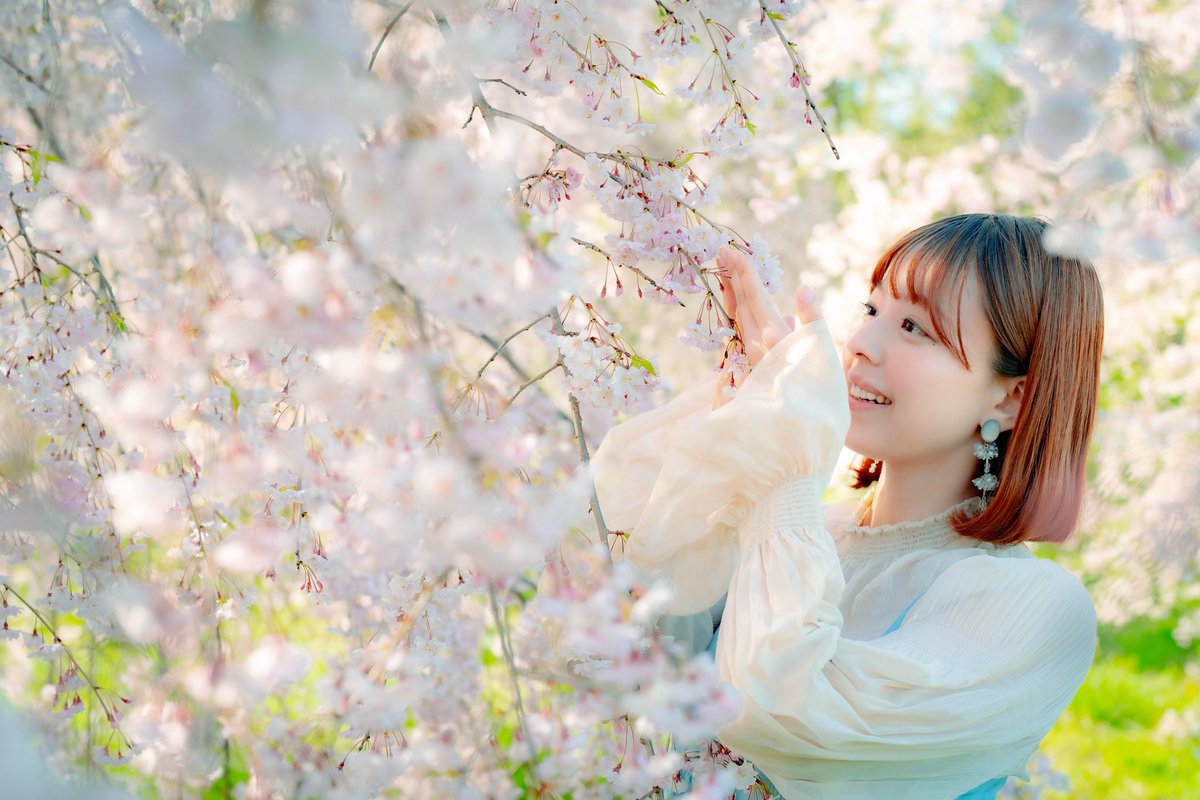 今日も頑張ろーう😆✨
カメラマンさんに撮っていただいたポートレート🌸