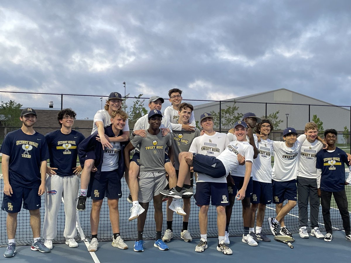 Great night at Lancaster for their annual night tournament. Very fortunate to be part of a fun night every season! Our Panthers came away with a 94-80 win tonight! Thanks to @LHSTennisLegend for hosting! 🎾 @SHSCentral @SHCSDAthletics @SweetHomeCSD