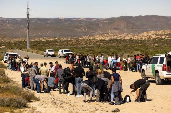 IS THIS LEGAL? “Biden plans executive order to shut down border once crossings reach 4,000 per day — despite saying he needs Congress to act” nypost.com/2024/05/15/us-…