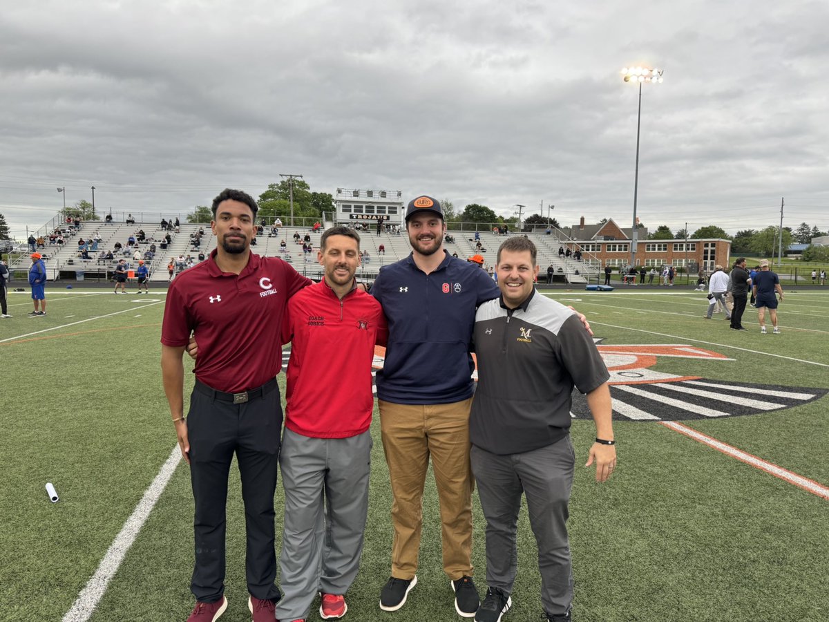 Dan Beard (@dbearddan) on Twitter photo Great to see and Connect with these guys! Delone Catholic Football Coaching Tree! <a href="/CoachDAltland/">Devin Altland</a> <a href="/CoachBPerkins/">Bryce Perkins</a> <a href="/CoachSorice2/">Joe Sorice</a> <a href="/Delone_Catholic/">Delone Catholic HS</a> Great to see and Connect with these guys! Delone Catholic Football Coaching Tree! <a href="/CoachDAltland/">Devin Altland</a> <a href="/CoachBPerkins/">Bryce Perkins</a> <a href="/CoachSorice2/">Joe Sorice</a> <a href="/Delone_Catholic/">Delone Catholic HS</a>