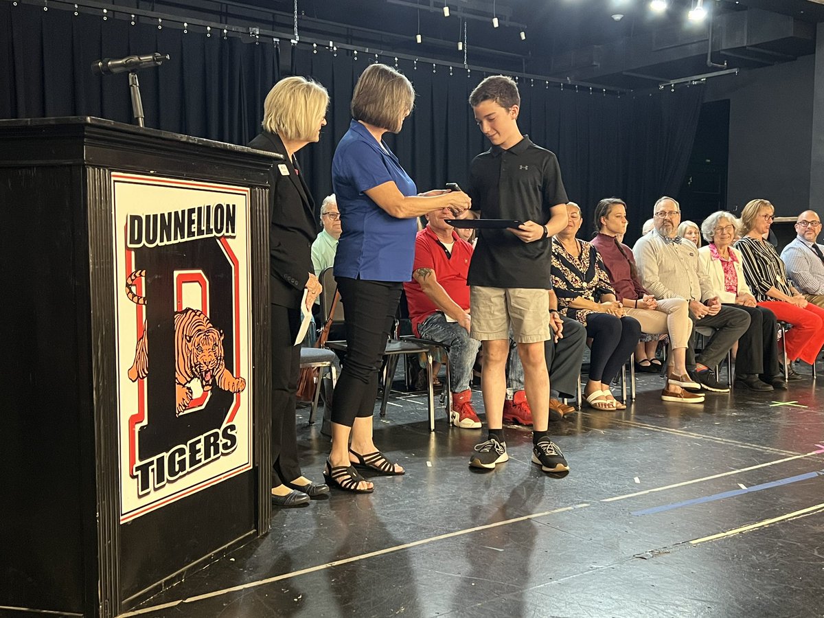 William McAteer (@wkmcateer4) on Twitter photo Full house for <a href="/DMSTIGERTWEETS/">Dunnellon Middle School</a> 8th Grade Awards Ceremony this evening. Congrats to our DAR Youth Citizenship winner: Tucker Gomes, our Tiger Pride Award winners: Tucker and Addison Rohn, and all of our award recipients. Great futures ahead! <a href="/KinardsConnect1/">Kinard’s Connections</a> <a href="/ErikaWiggins16/">Erika Wiggins</a> Full house for <a href="/DMSTIGERTWEETS/">Dunnellon Middle School</a> 8th Grade Awards Ceremony this evening. Congrats to our DAR Youth Citizenship winner: Tucker Gomes, our Tiger Pride Award winners: Tucker and Addison Rohn, and all of our award recipients. Great futures ahead! <a href="/KinardsConnect1/">Kinard’s Connections</a> <a href="/ErikaWiggins16/">Erika Wiggins</a>