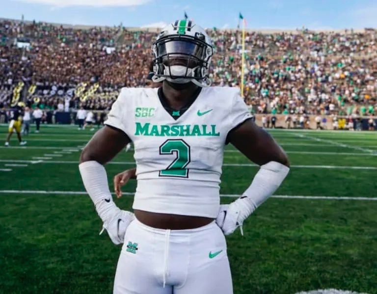 #AGTG After a great conversation with @CoachJ_Miller I’m blessed to receive a D1 offer from @HerdFB @LWEastFootball @EDGYTIM @AllenTrieu @OJW_Scouting @PrepRedzoneIL @247Sports