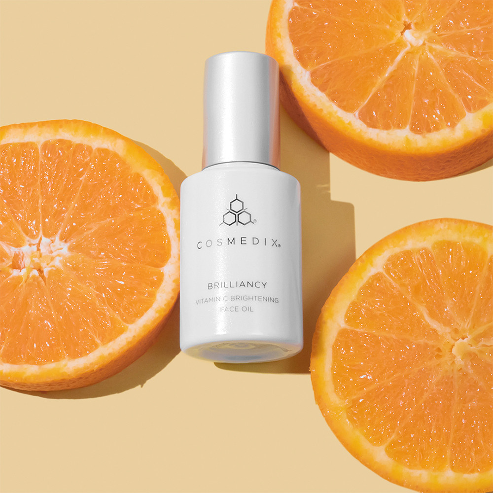 HelloSkinmart's tweet image. Nourish and Brighten your skin with the Cosmedix Brilliancy Vitamin C Brightening Face Oil 🍊✨⁠  
This oil has age-defying plant-based ingredients that help illuminate dull skin, improve the look of dark spots and help to improve overall skin tone and hydration!