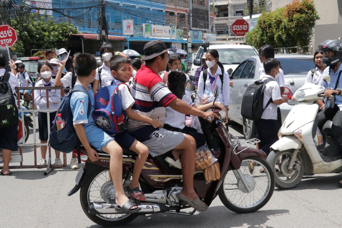 Cambodia has the 8th highest rate of road traffic fatalities among children & adolescents in East Asia & the Pacific, with 3,848 young lives lost, 30,000+ injured from 2010 to 2020. @UNICEFCambodia is moving forward on solutions to advance safer roads #foreverychild #roadsafety