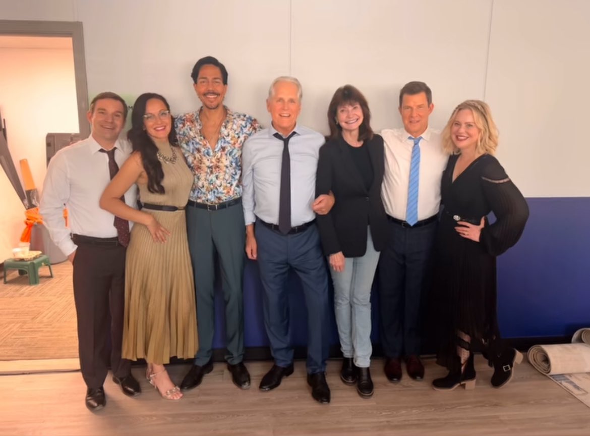 It makes me so happy to see them all together! #POstables asked @hallmarkmystery for a family reunion & we got our wish! 🥰🥰🥰💌💌💌 @MarthaMoonWater @Eric_Mabius @kristintbooth @RealCrystalLowe @geoffgustafson @zaksantiago #GregoryHarrison (From Crystal’s Instagram)