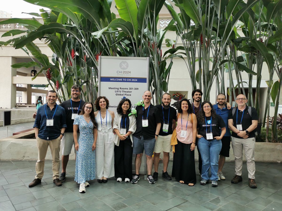 A part of the Portuguese crew at #chi2024 with people from <a href="/TechPeopleLab/">Tech&People Lab @ ULisboa</a> <a href="/lasige/">LASIGE</a>  <a href="/cienciasulisboa/">CIÊNCIAS ULisboa</a> and friends from <a href="/iti_larsys/">Interactive Technologies Institute</a> <a href="/istecnico/">Instituto Superior Técnico</a> and <a href="/UnivdeCoimbra/">Universidade de Coimbra</a> #LisbonHCI #TugaCHI