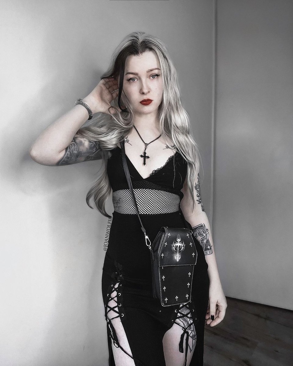 adding the coffin bag to my cart rn.. ⚰️ via Instagram@joanwolfie #ROMWE #gothgirl #darkaesthetic #outfitinspo #OOTD #gothoutfit