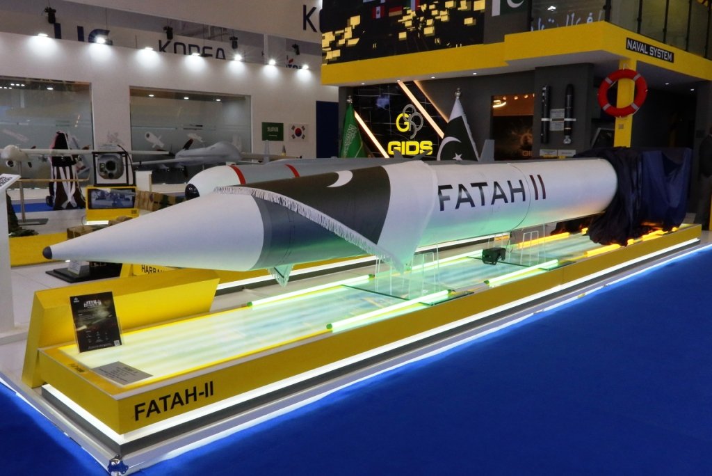 Pakistan conducts successful training launch of Fatah-II system based on Chinese MLRS. Fatah-II is capable of engaging targets with high precision up to a range of 400km with a CEP of 10 meters. It has state-of-the-art navigation system, unique trajectory & manoeuvrable features