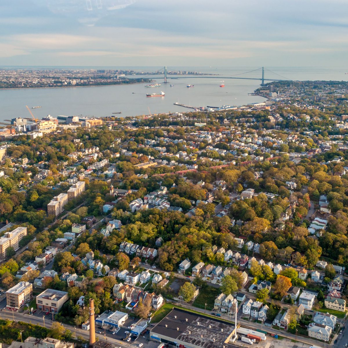 Staten Island calls themselves the 'forgotten borough', but don't realize this is because nobody lives there It's all single family homes directly next to NYC, one of the densest and largest cities in the world If more people lived there, more people would remember they exist