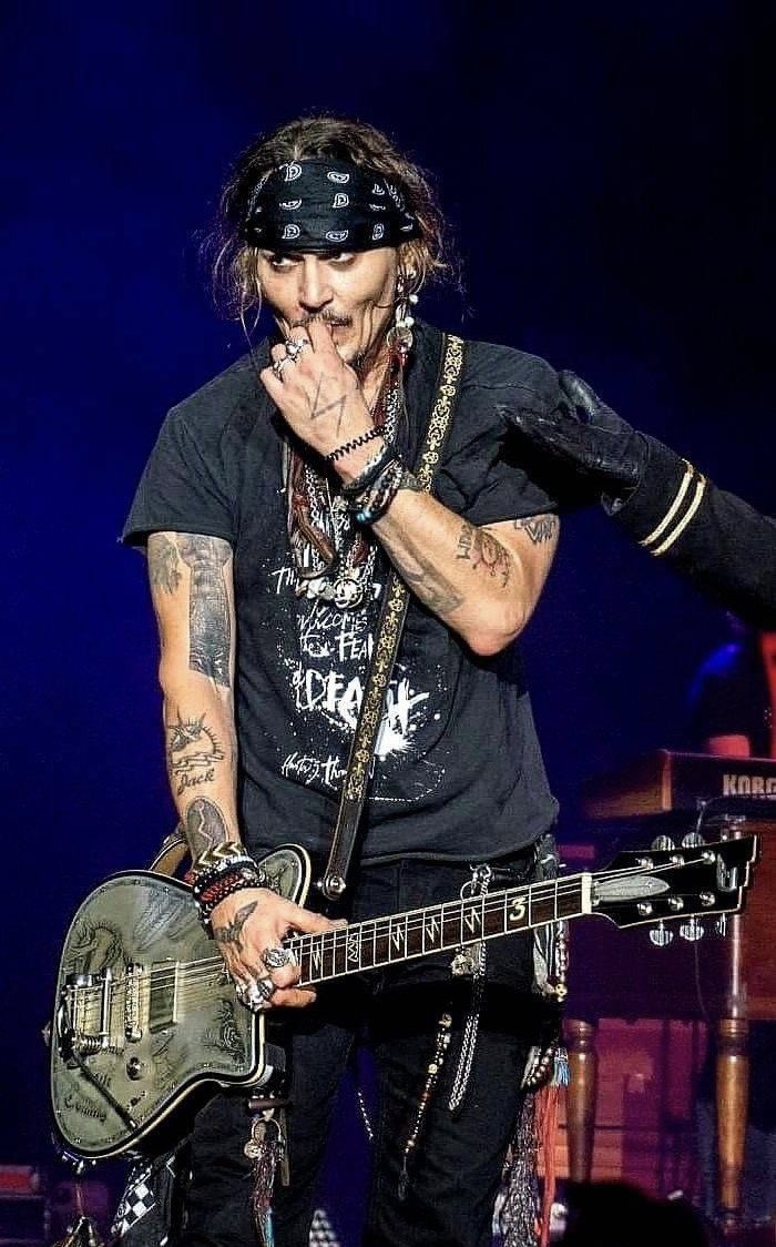 🖤😍🫠🔥🎸 #JohnnyDeppIsLoved 
#JohnnyDeppBestActor 
#JohnnyDeppFamily 
#JohnnyDeppIsALegend 
#JohnnyDeppIsARockStar 
#IStandWithJohnnyDepp 
#JohnnyDeppSexiestManAlive 
#JohnnyDeppKeepsWinning 
#JohnnyDeppIsABeautifulSoul 💞