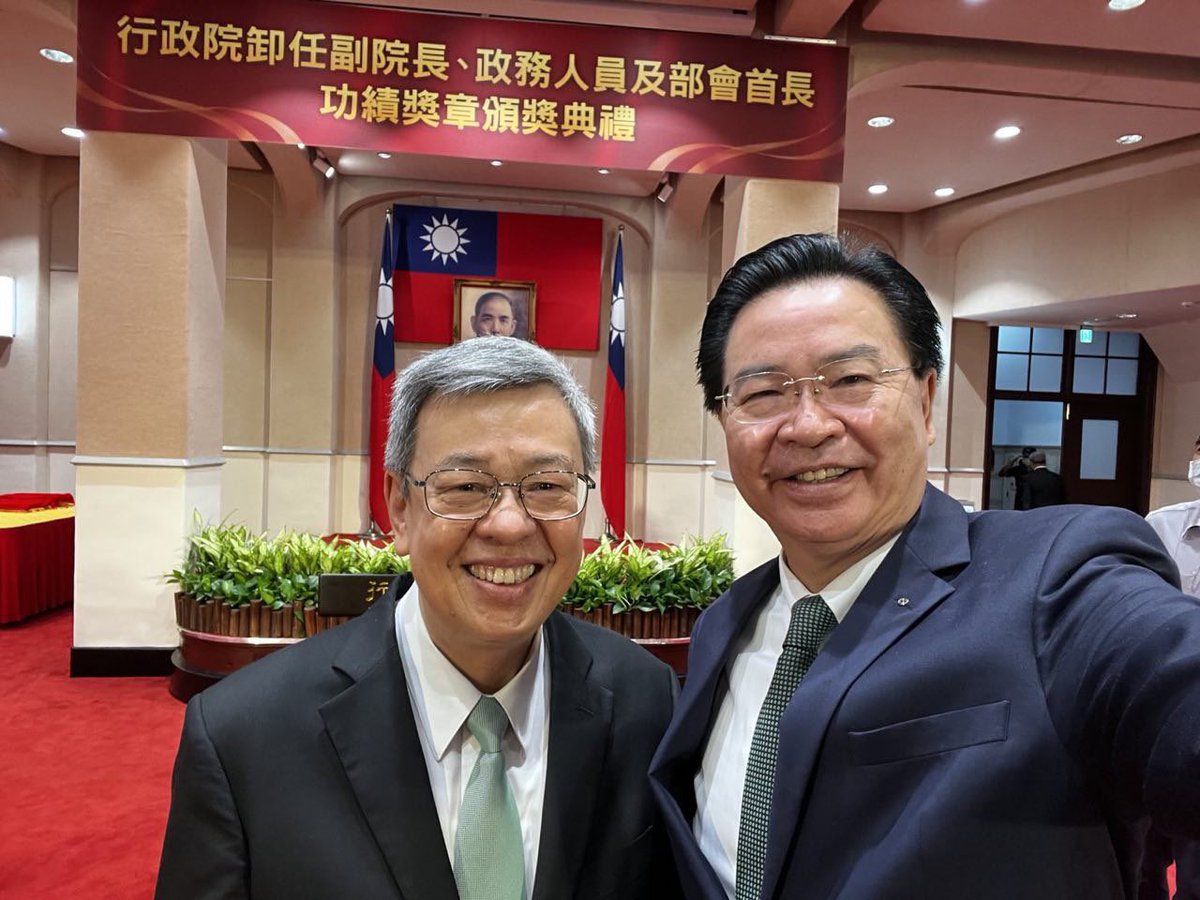 I’ve just received a decoration from Premier Chen. He’s the warmest gentleman I have ever met or worked with. I’m proud to have served in his cabinet for our great country #Taiwan. JW