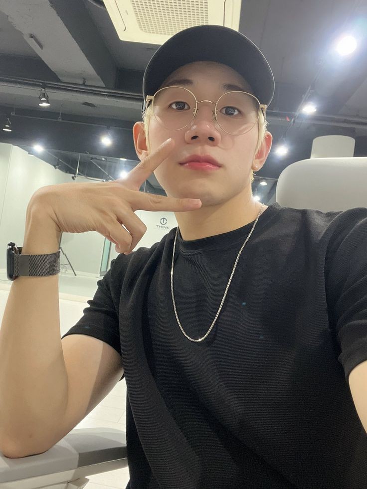 TggLizzie's tweet photo. #SodaSelcaDay #TAN #티에이엔 #Changsun #ToAllNation #DominicanSoda
#HOL_CS #이창선 #창선 https://t.co/z6F7ppyO7W