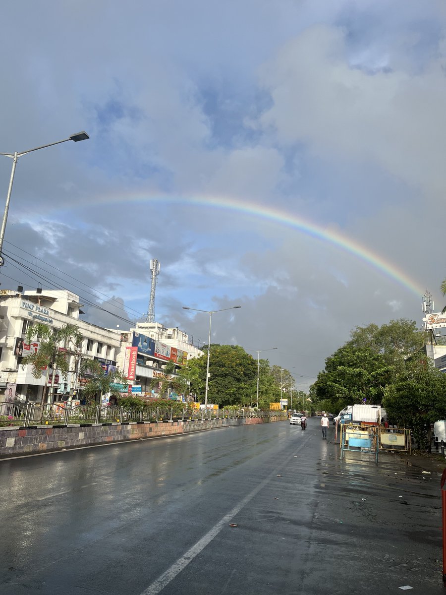Mild drizzle, clouds cleared, sun came out & a rainbow appeared 🌈 @ Anna Nagar, Chennai