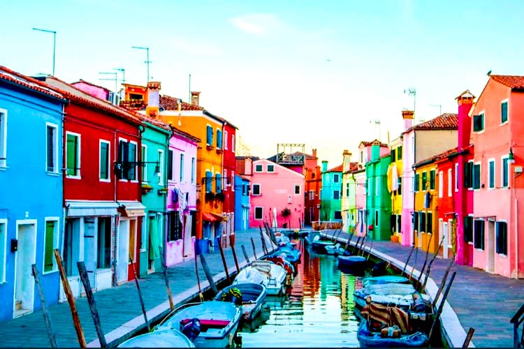 @DailyPicTheme2 The #Distinctive Colorful Architecture in Burano Italy
#DailyPictureTheme