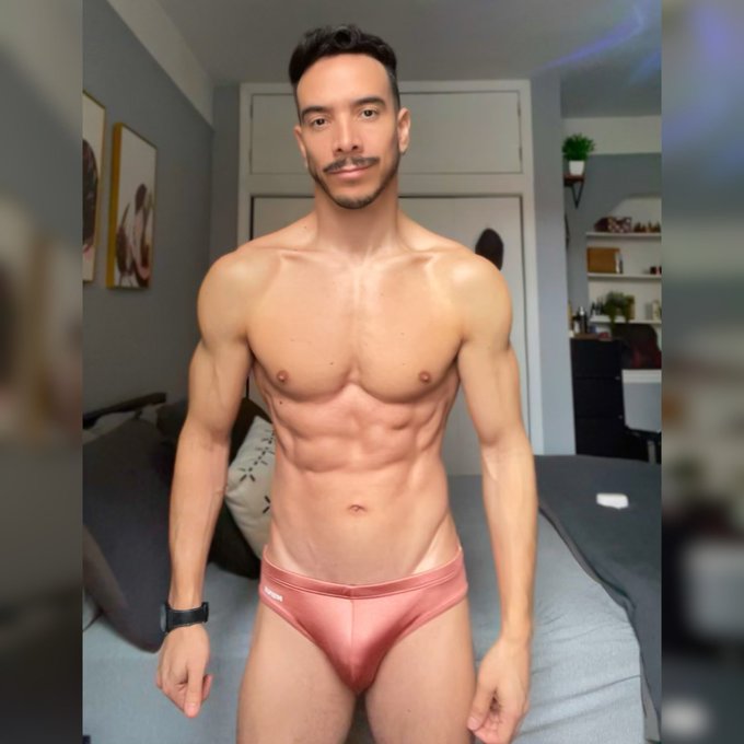 2 pic. Some call it Copper, Some call it Rose gold, I call it ready for summer ☀️ @hunk_menswear https://t