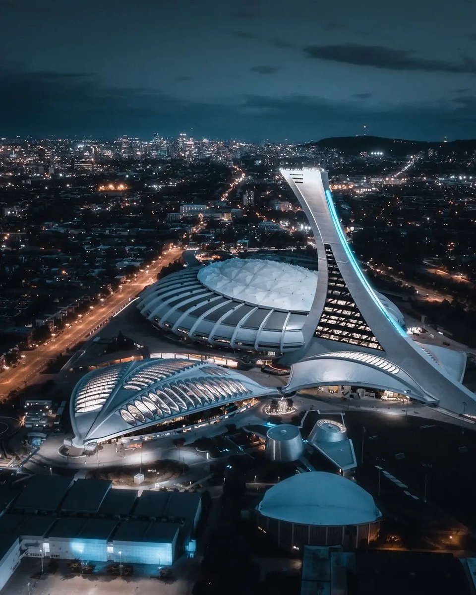 Le Stade olympique, une merveille architecturale qui impressionne à coup sûr⚾️✨ 📷 yheikel @parcolympique #Montréal #MTLmoments #PhotoduJour