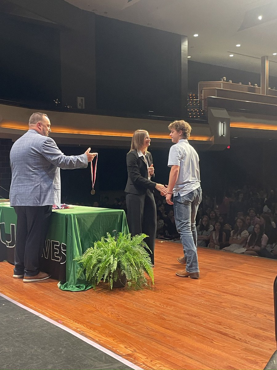 Megan Gist tweet media