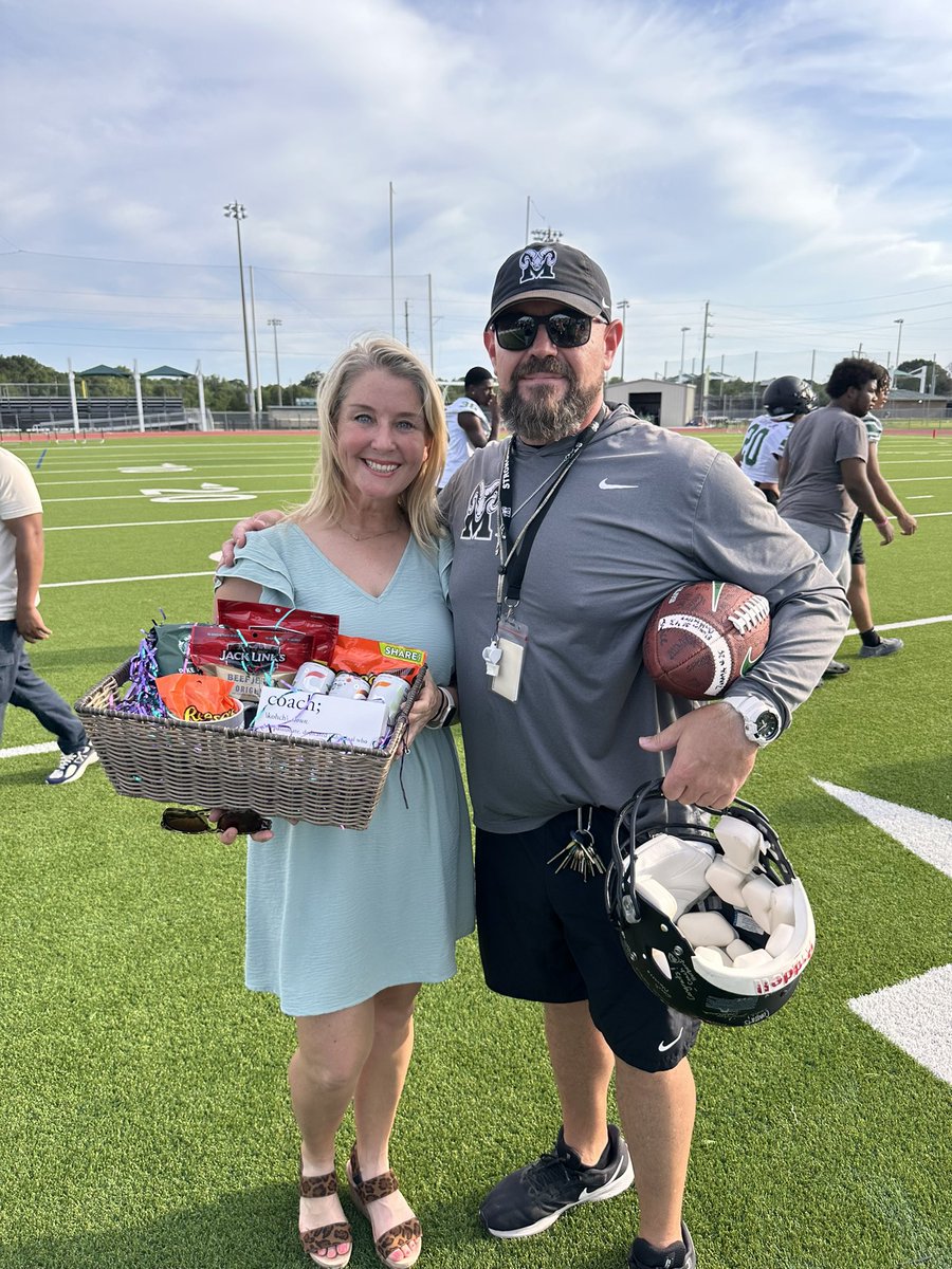 Happy to recognize these two at the spring game tonight! They have left their mark on our Mayde Creek community and we wish them both the best in the next chapter! I hope you both know how much I have appreciated your leadership and dedication to the Rams! 💚