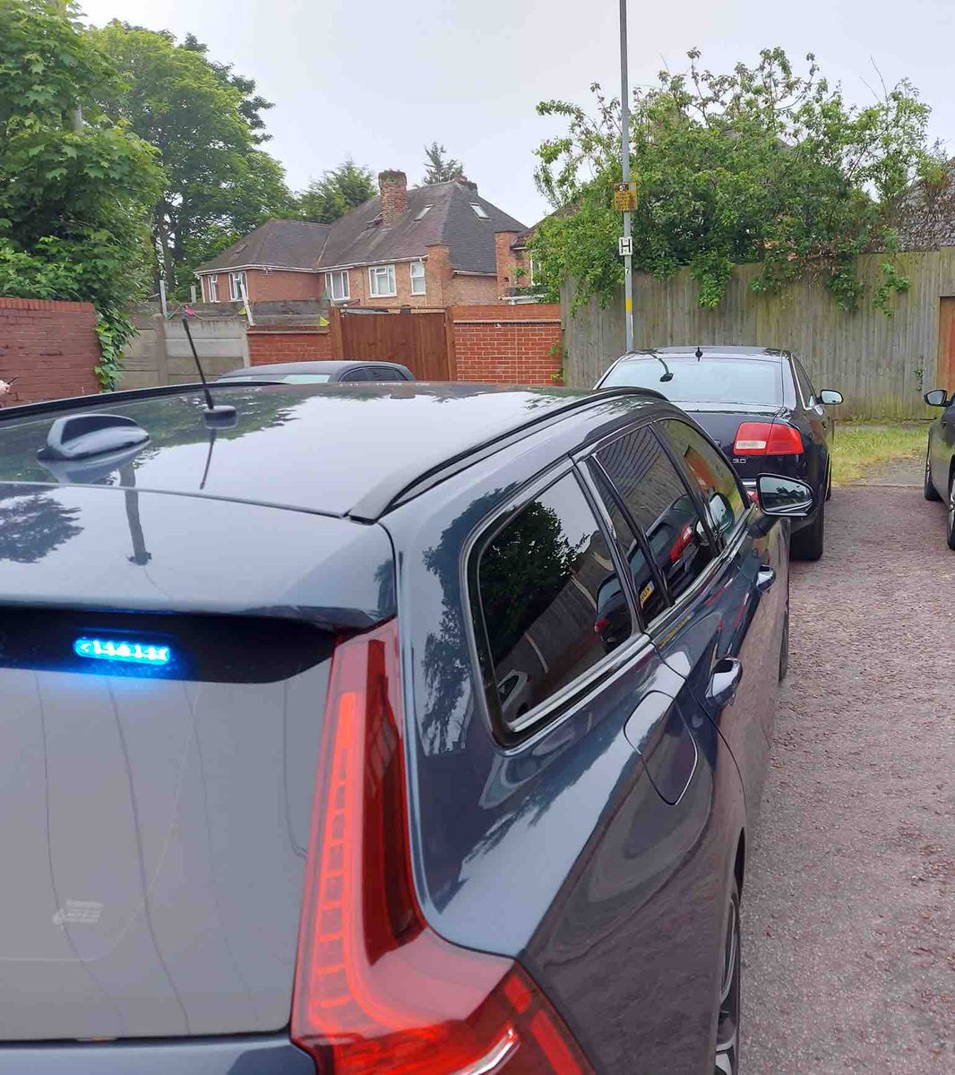 Some photos from last night 🚓 We found this blue BMW shortly after it was stolen, the Audi was involved in car cannibalism and the CRV failed to stop for us and drove dangerously.. The CRV driver will be kept in the cells for court tomorrow 👋🏻 #ANPRInterceptors